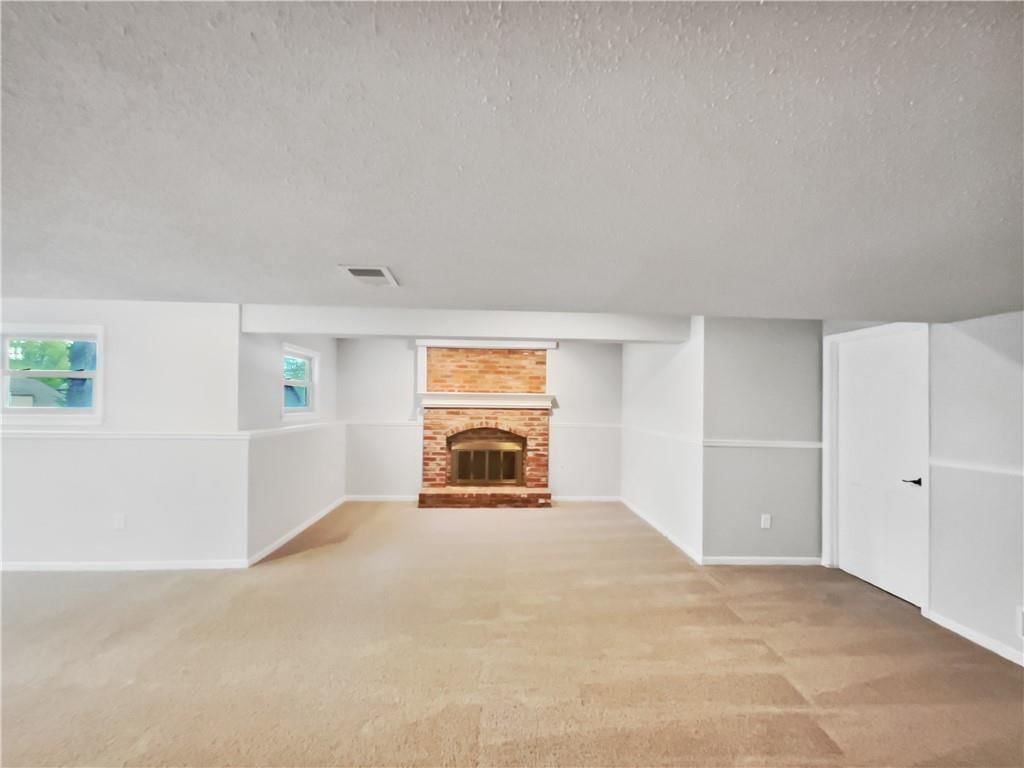 11542 Hemlock Street — photo 24