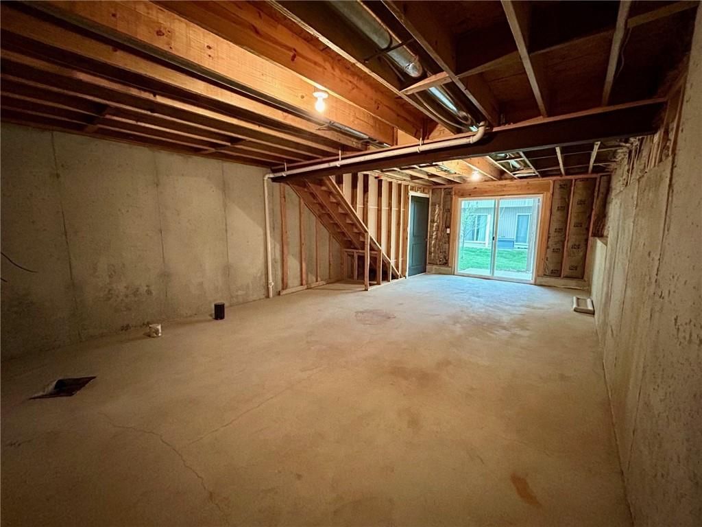 207 N Pointe Lane — photo 13