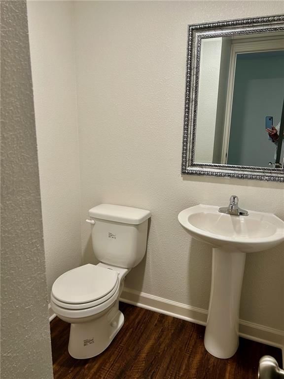 207 N Pointe Lane — photo 4