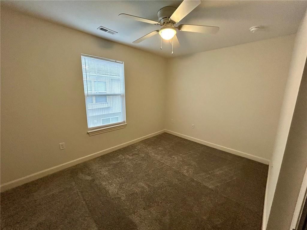 207 N Pointe Lane — photo 10