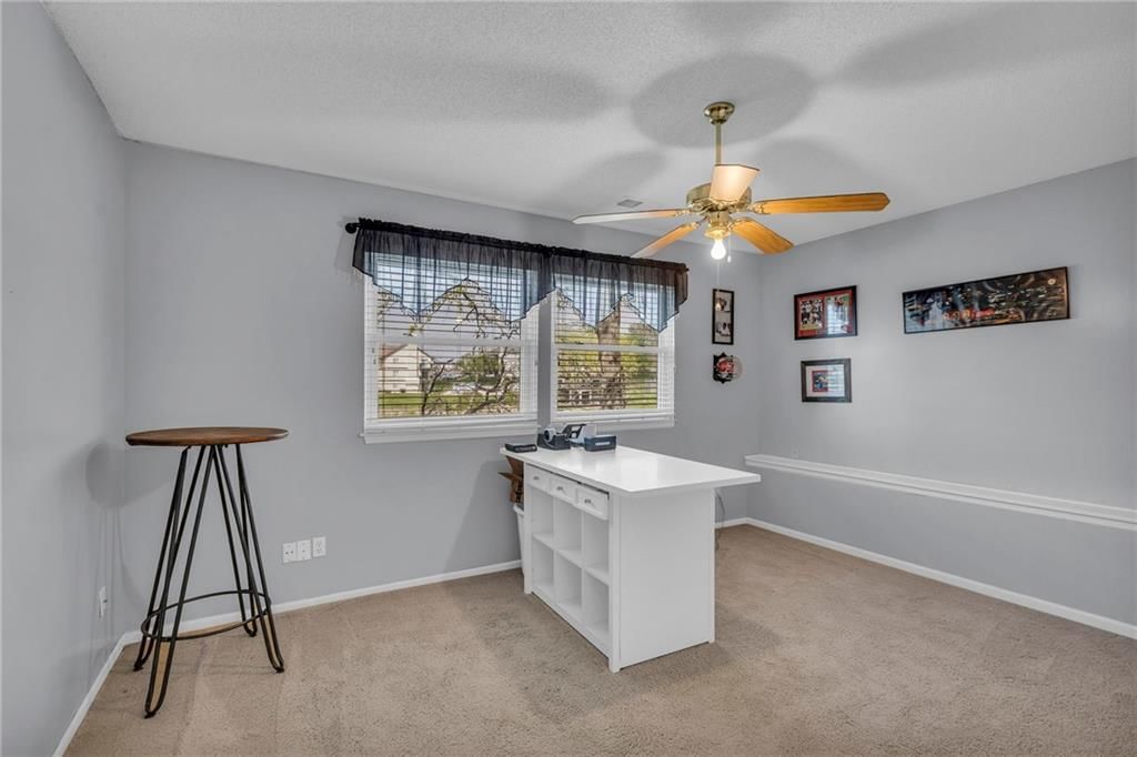 1632 N Hunter Drive — photo 24