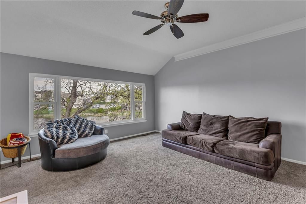 1632 N Hunter Drive — photo 6