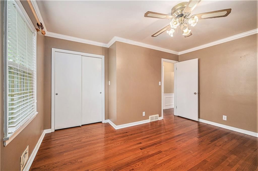 5432 Woodson Road — photo 16
