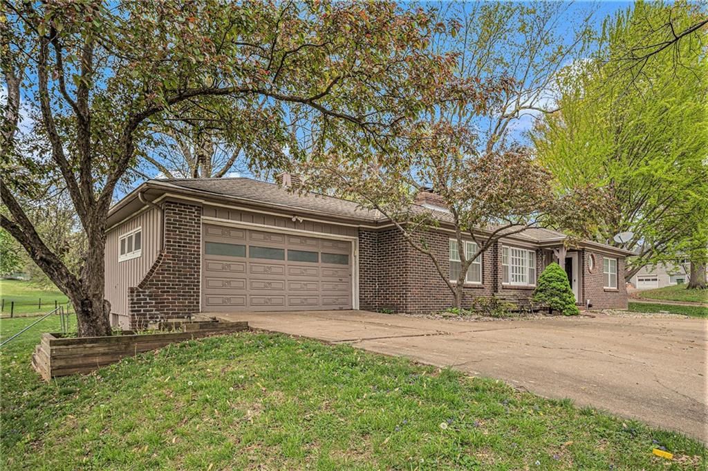 5432 Woodson Road — photo 4
