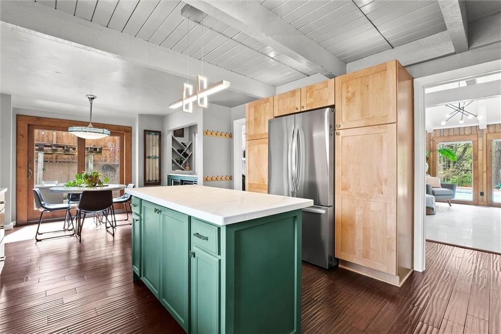 703 Montcrew Drive — photo 16