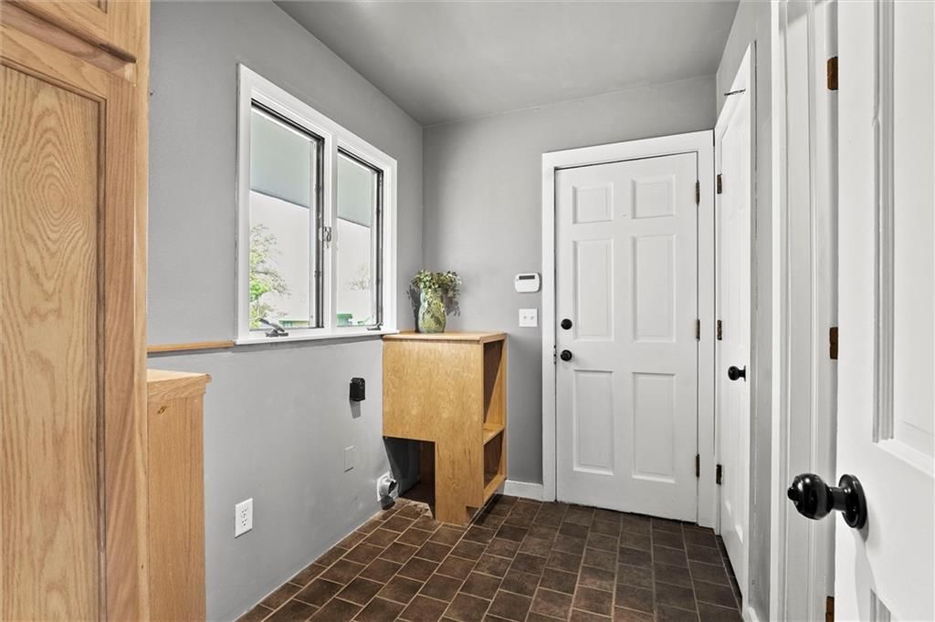 703 Montcrew Drive — photo 33