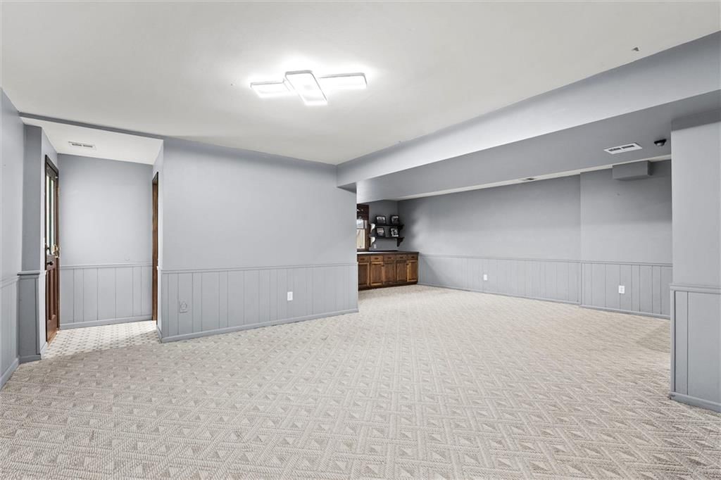 703 Montcrew Drive — photo 39