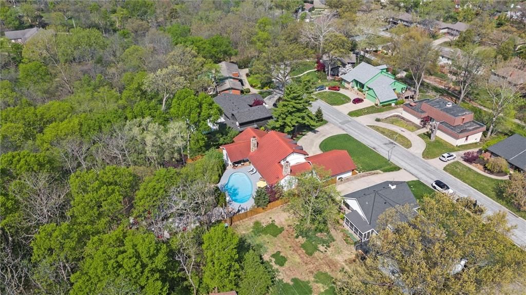 703 Montcrew Drive — photo 55