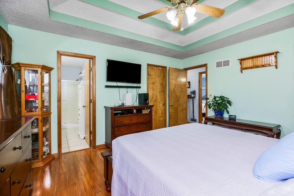 6904 Willis Drive — photo 13