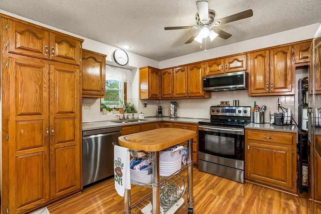 6904 Willis Drive — photo 9