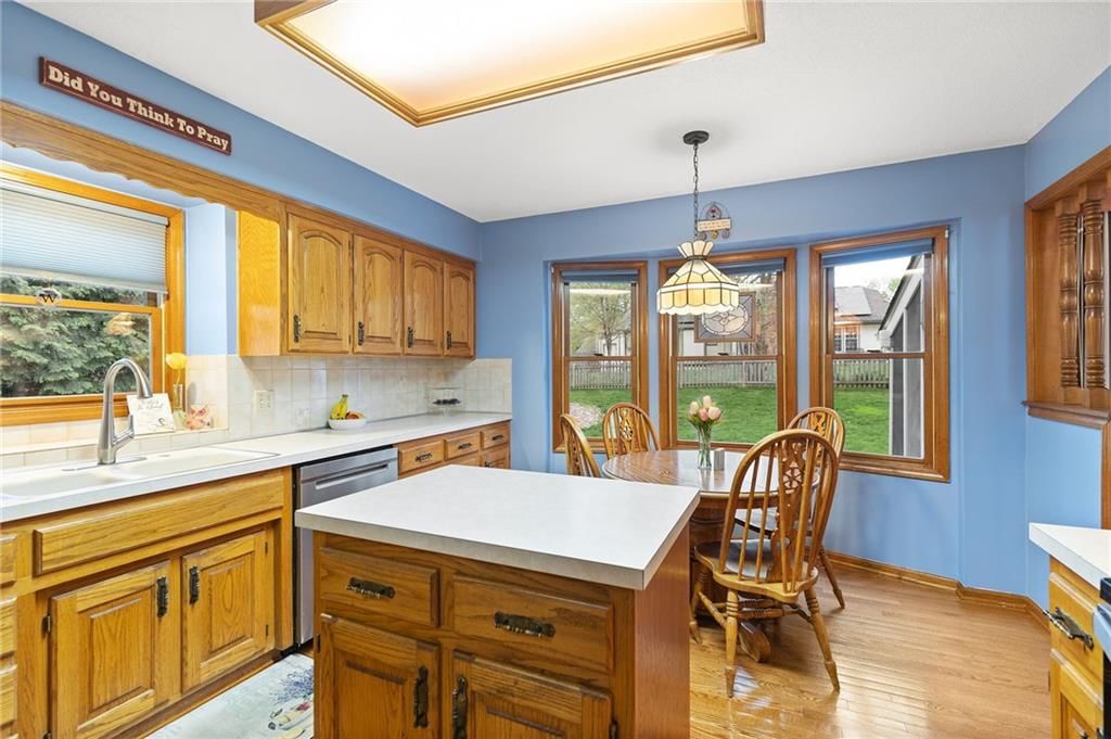 2700 S Mohican Avenue — photo 12