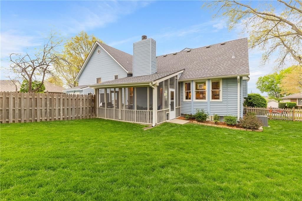 2700 S Mohican Avenue — photo 38