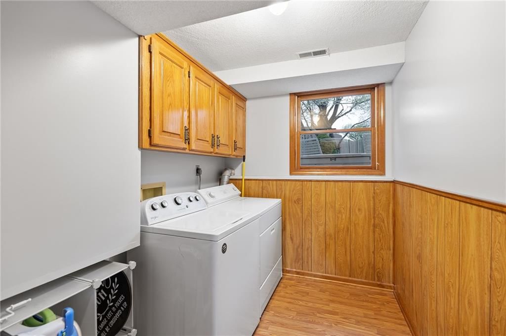 2700 S Mohican Avenue — photo 45