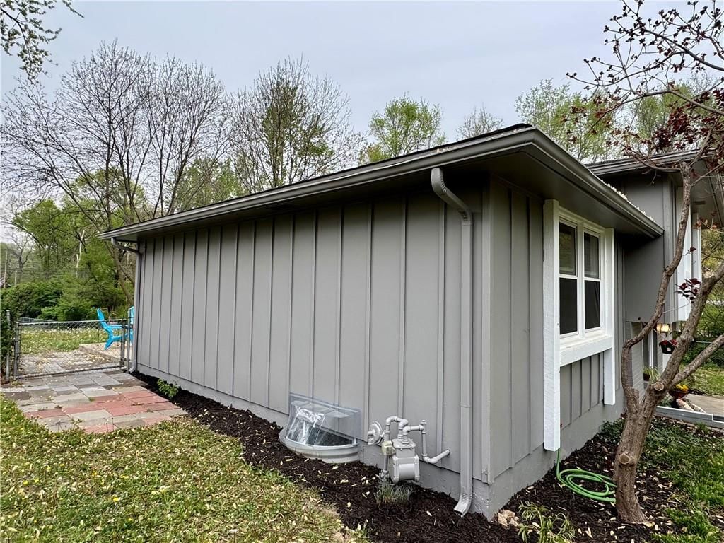 4036 N Spruce Ave Avenue — photo 18