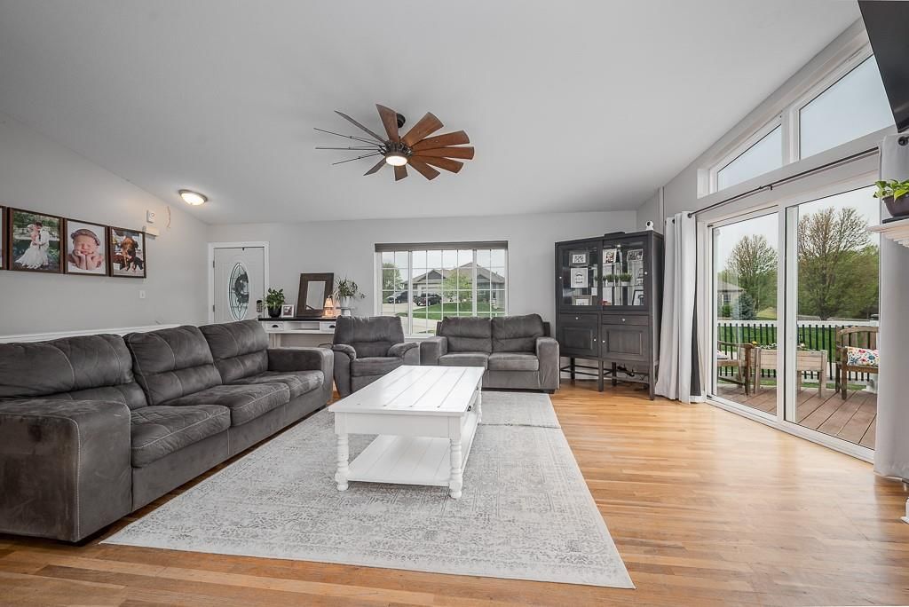 15110 Linden Court — photo 8