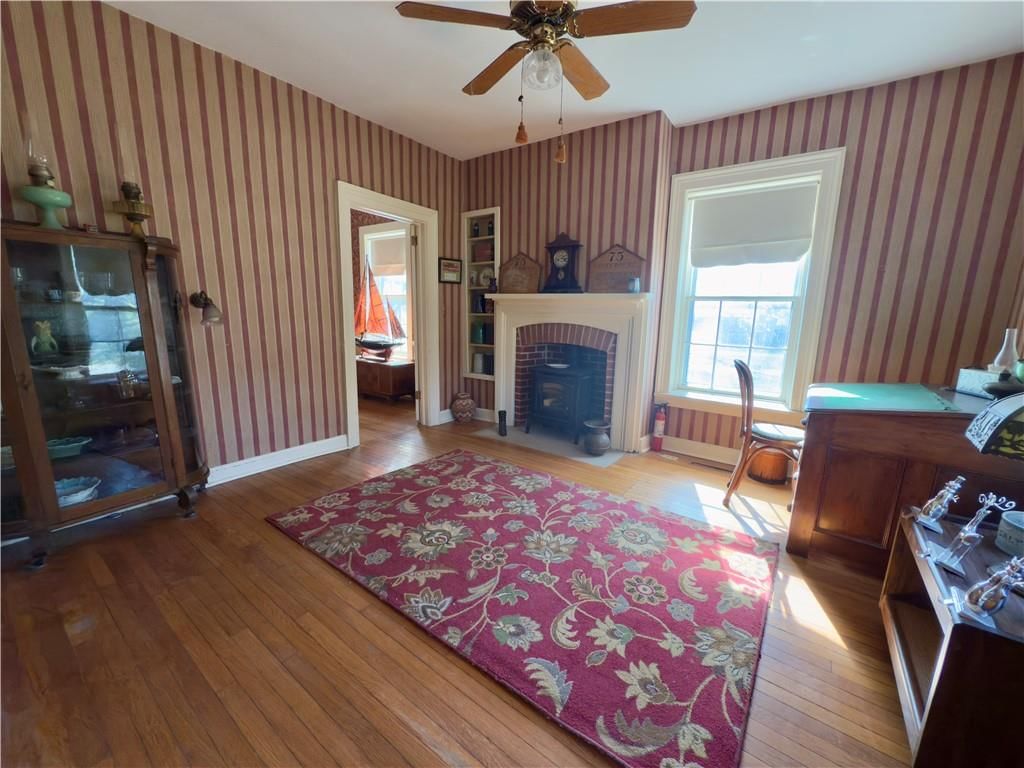 1111 E 19th Street E — photo 12