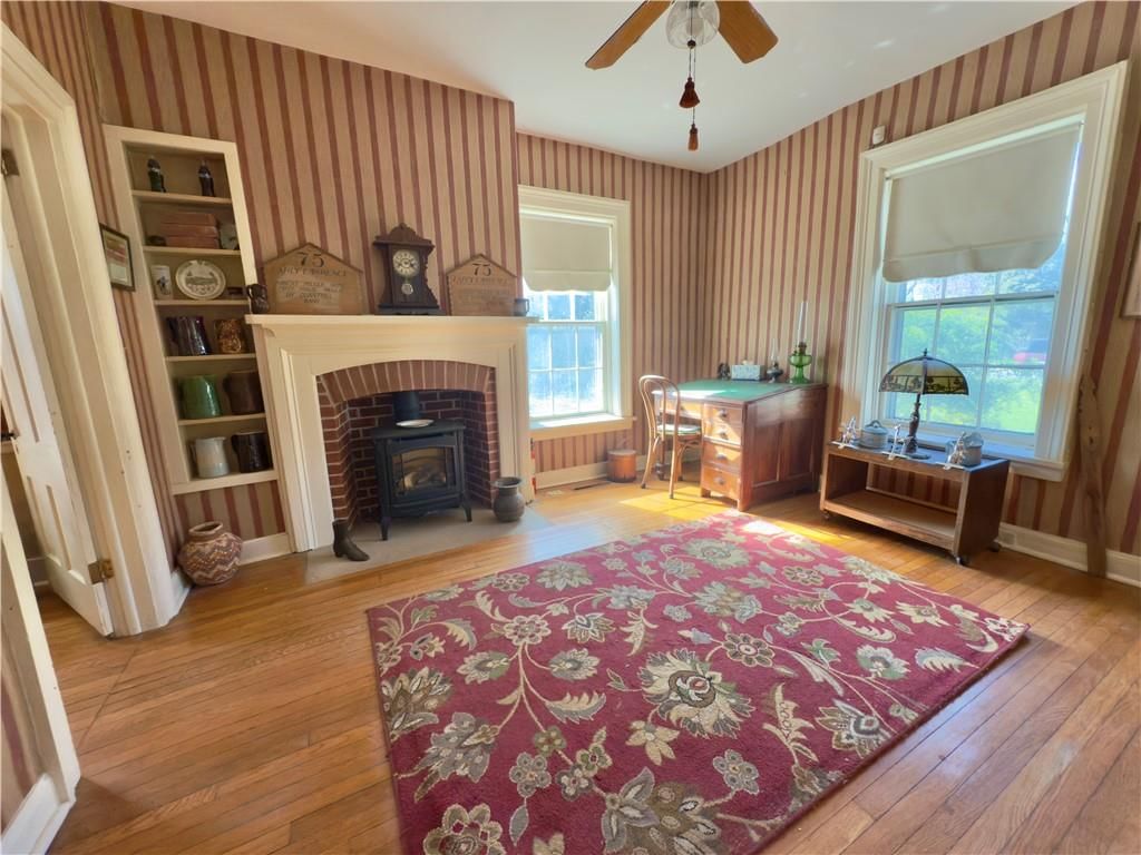 1111 E 19th Street E — photo 14