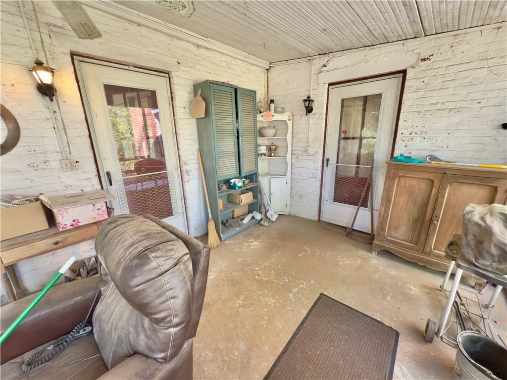 1111 E 19th Street E — photo 30