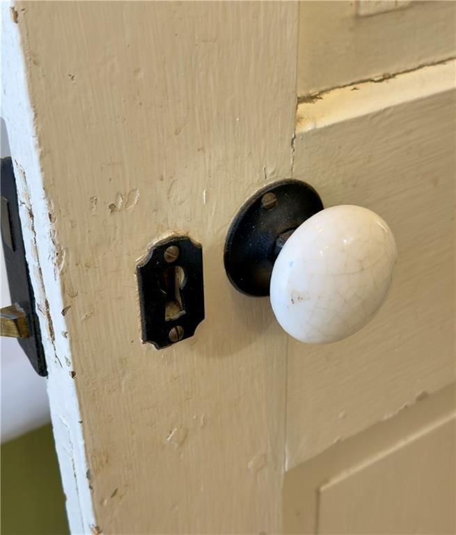 1111 E 19th Street E — photo 50