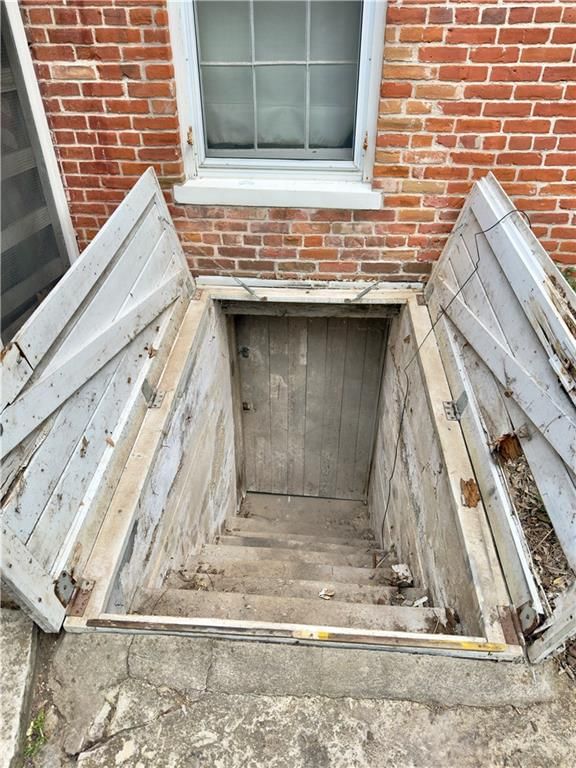 1111 E 19th Street E — photo 53