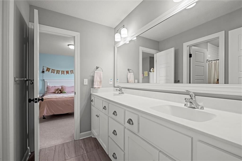 16122 W 163RD Terrace — photo 34