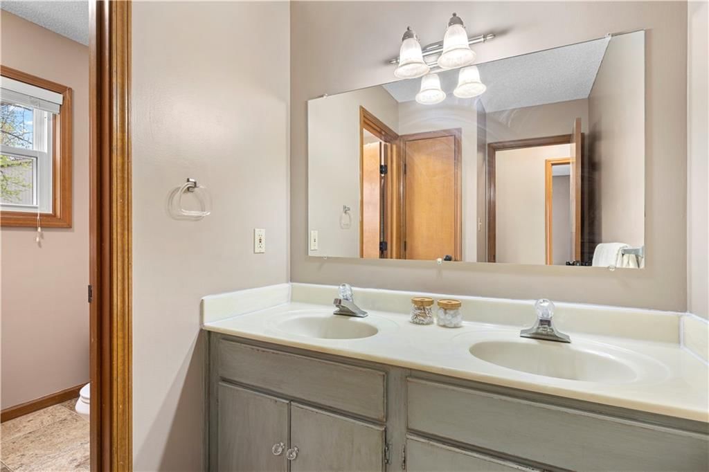 351 N 20th Terrace — photo 33