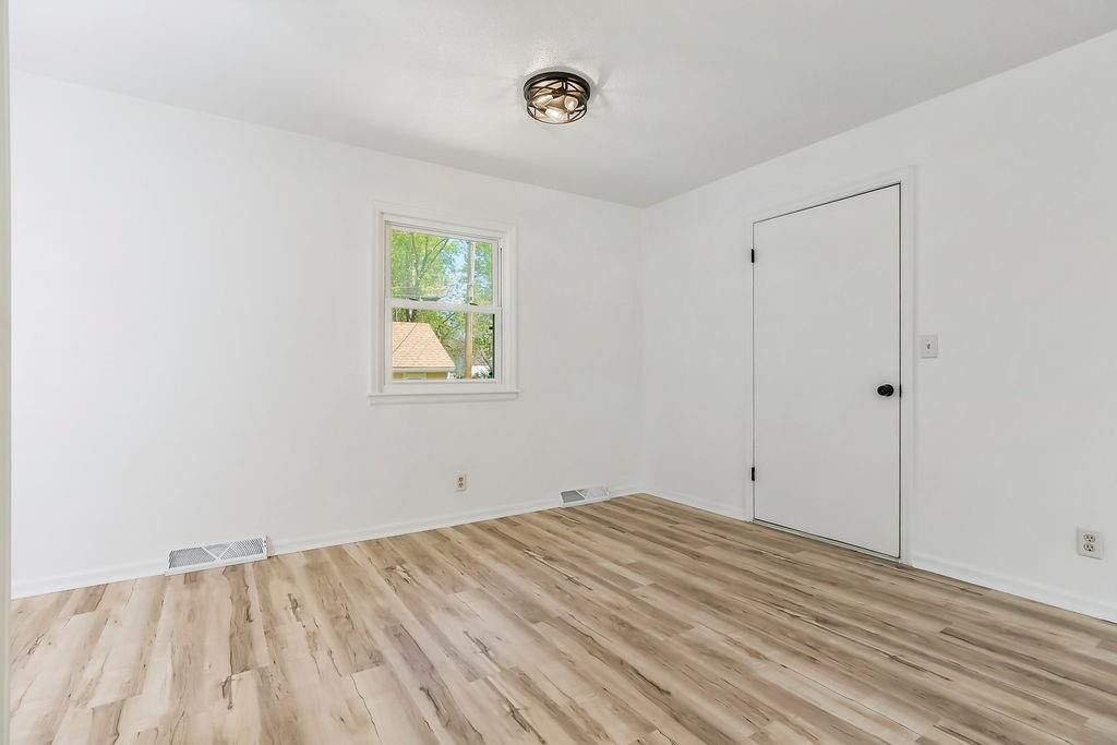 602 Webster Street — photo 6