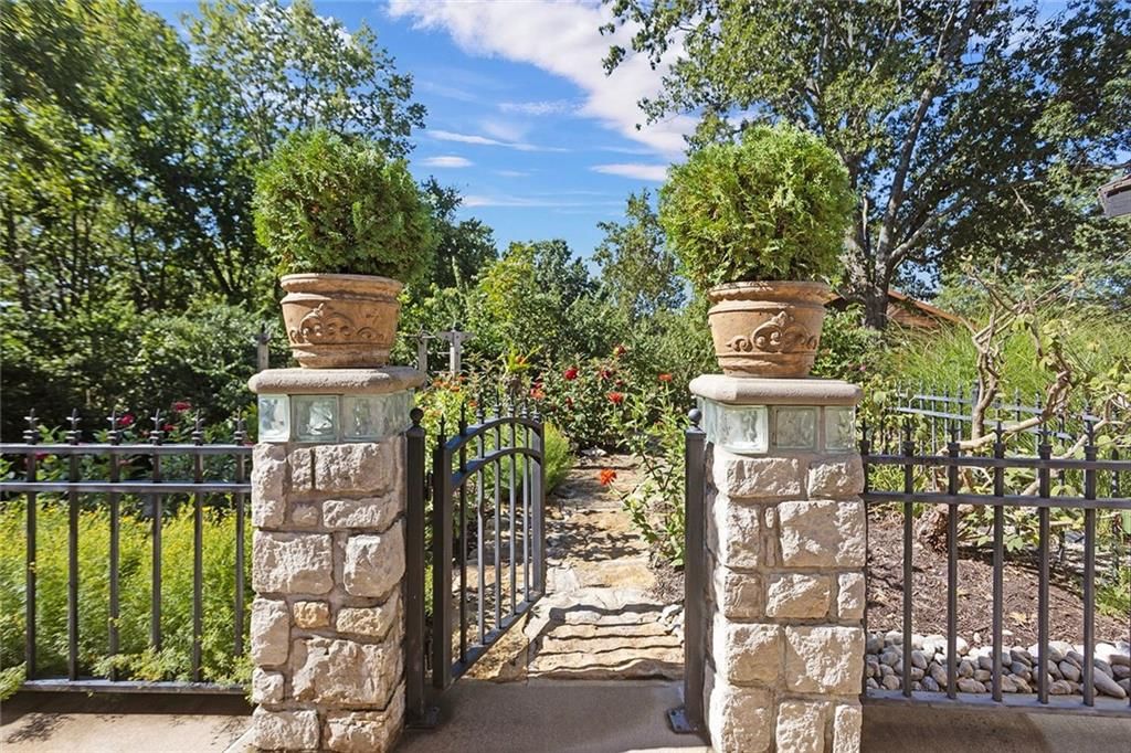 725 Cedar Creek Lane — photo 53