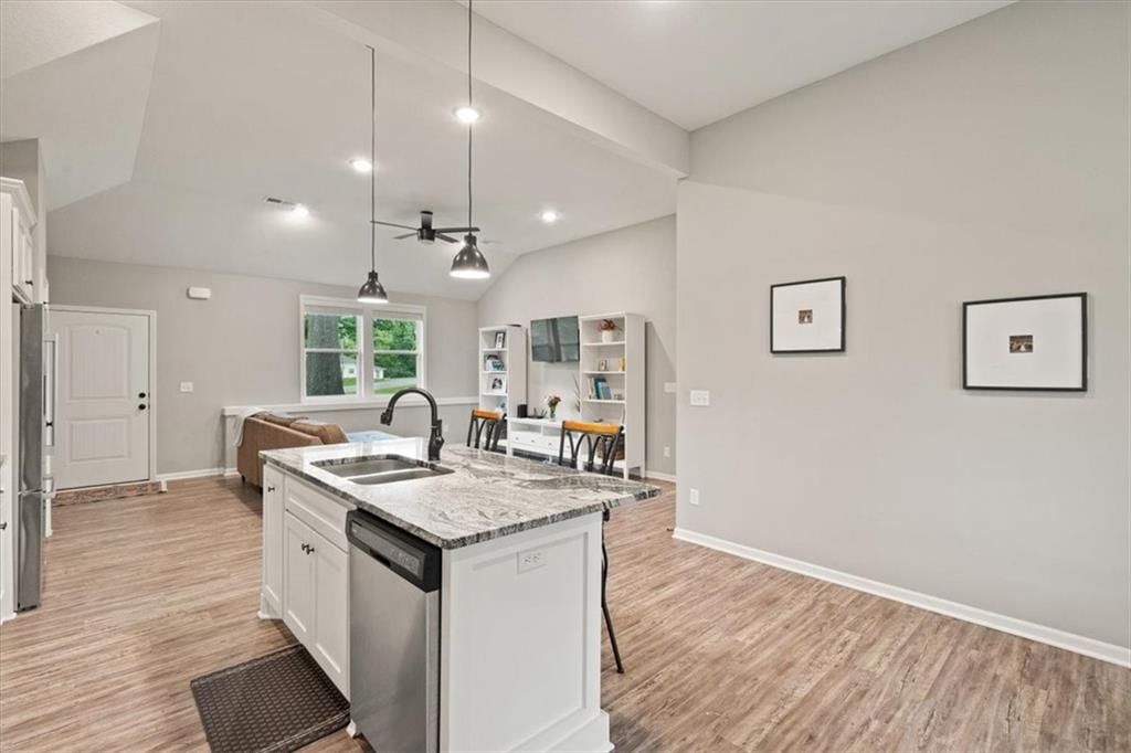 3510 NE Monterey Avenue — photo 12