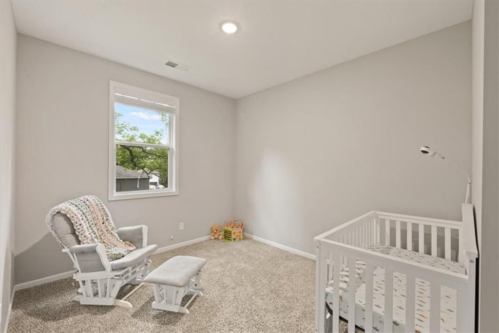 3510 NE Monterey Avenue — photo 20