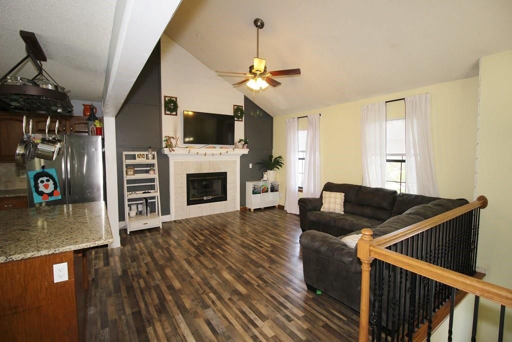 521 SE Onyx Drive — photo 11