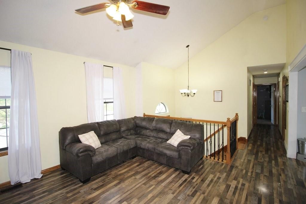 521 SE Onyx Drive — photo 13
