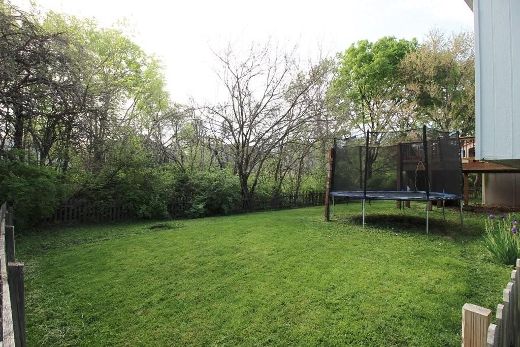 521 SE Onyx Drive — photo 28