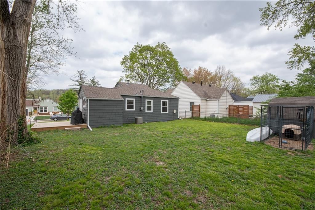 1209 E 25th Avenue — photo 25