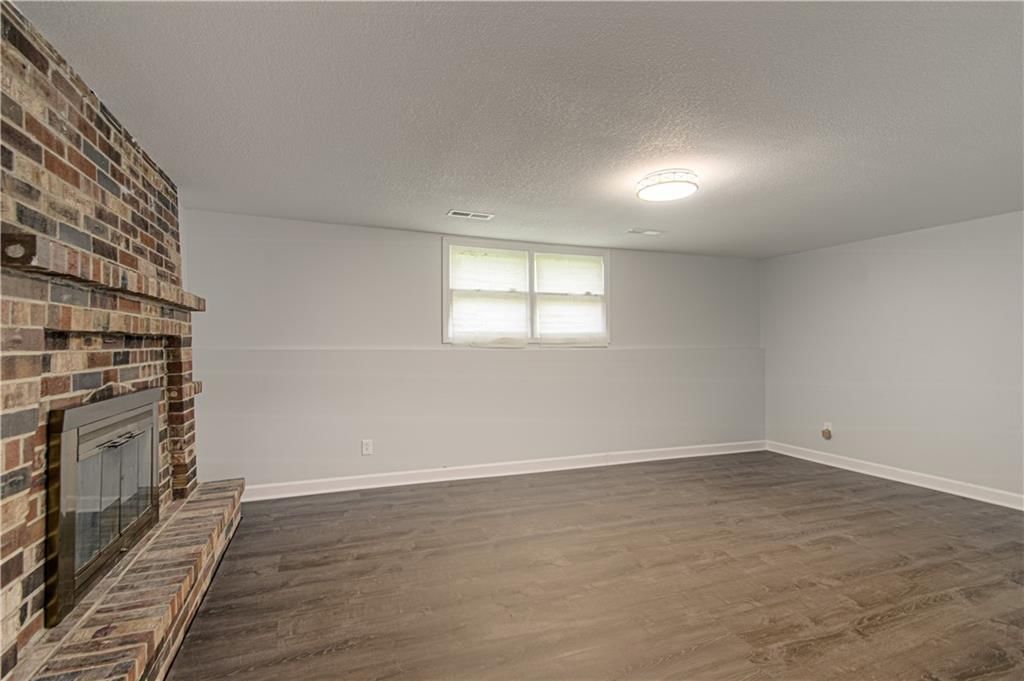1315 TRACY Avenue — photo 24