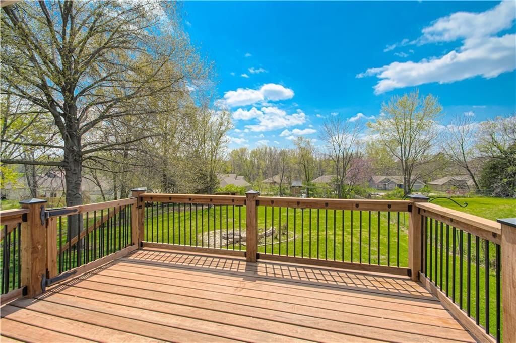 1315 TRACY Avenue — photo 30