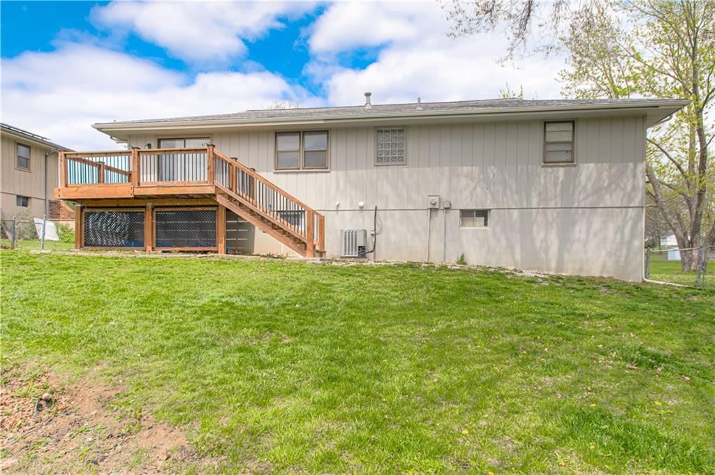 1315 TRACY Avenue — photo 35