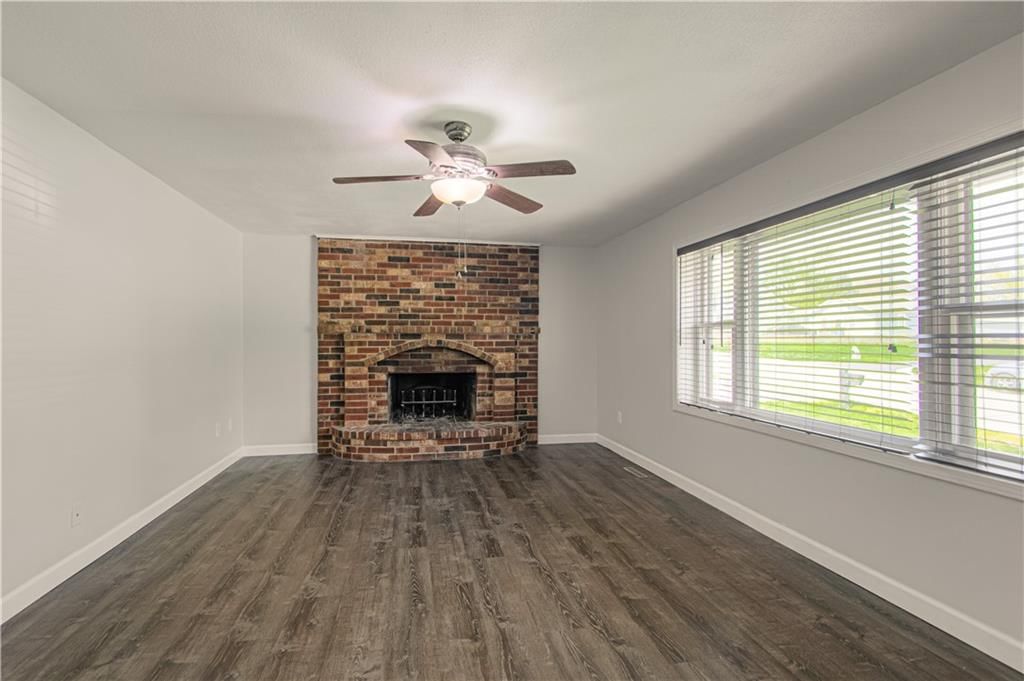 1315 TRACY Avenue — photo 5