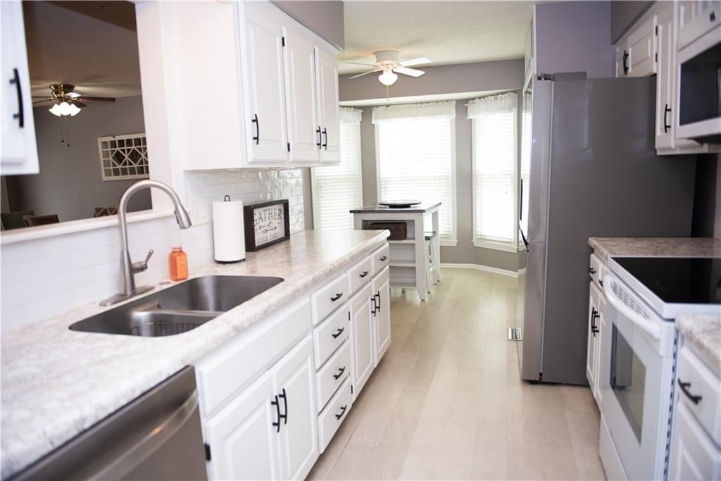 125 SE Ridgeview Drive — photo 12