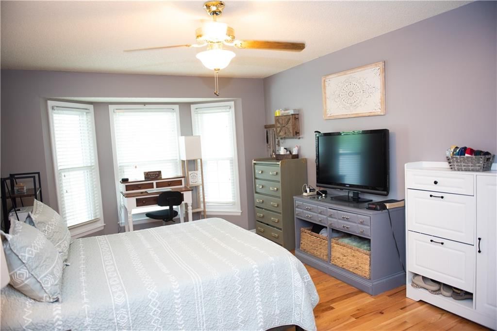 125 SE Ridgeview Drive — photo 18
