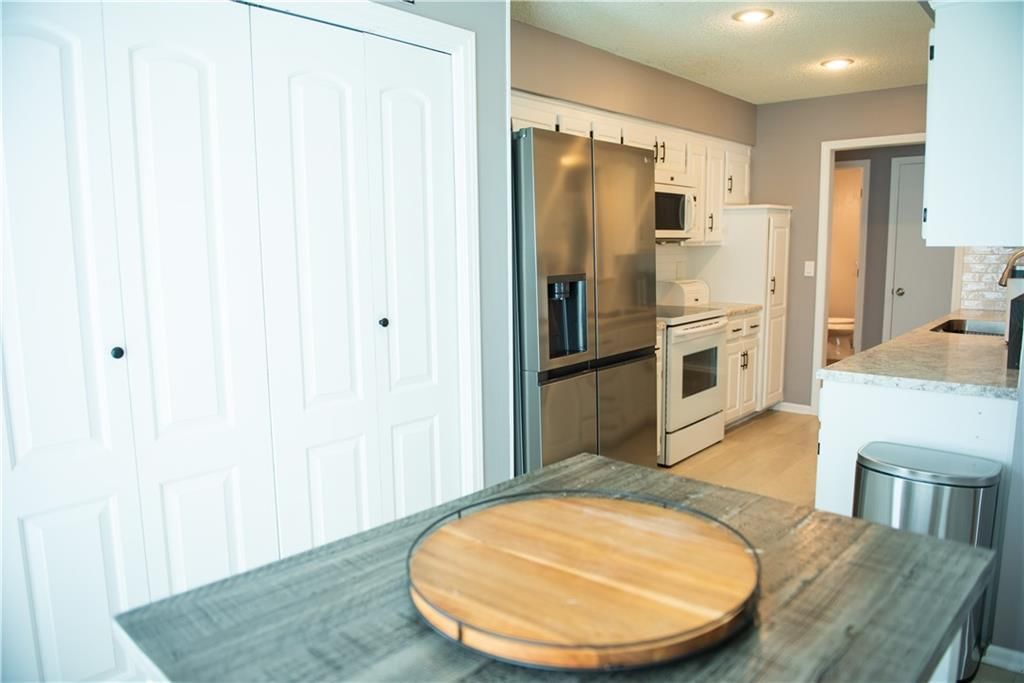 125 SE Ridgeview Drive — photo 9