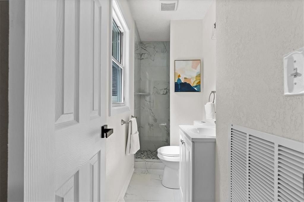 13416 Belmead Avenue — photo 21