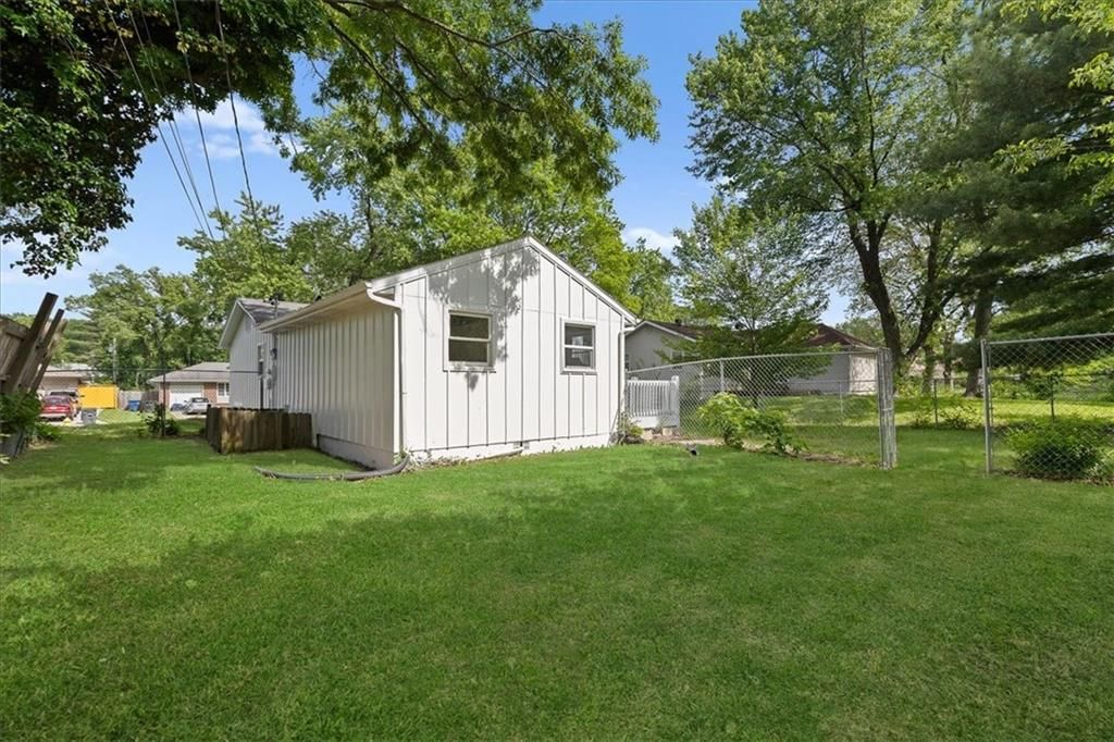 13416 Belmead Avenue — photo 27