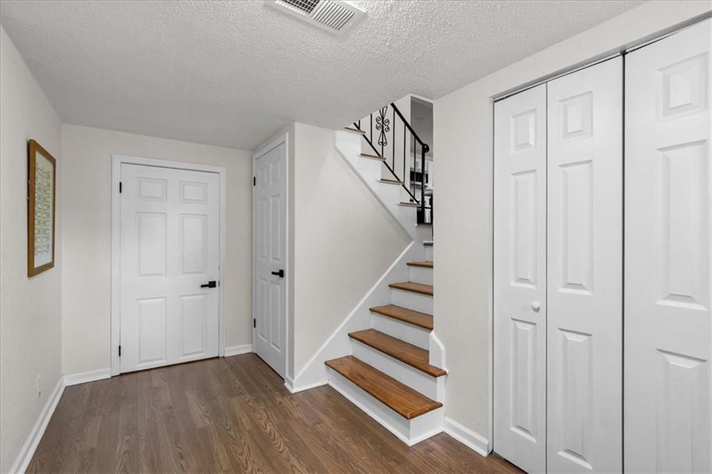 13416 Belmead Avenue — photo 5