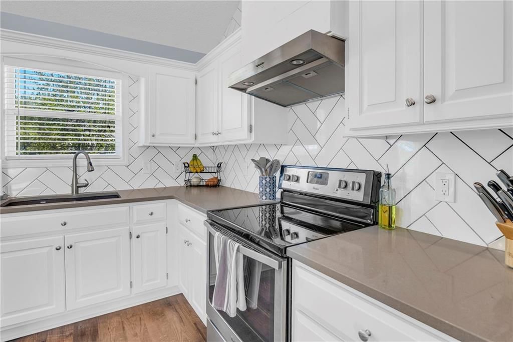 21226 W 120TH Street — photo 8