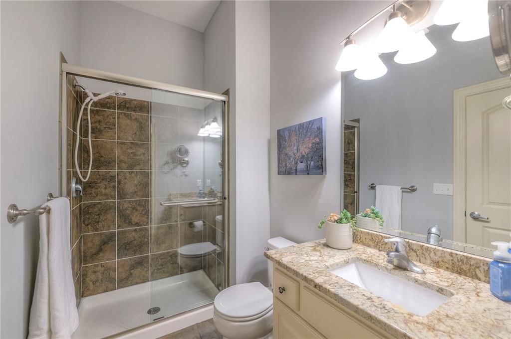 2153 W 162nd Terrace — photo 33