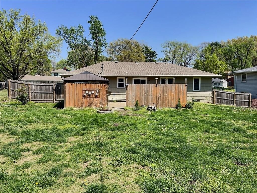 7404 N Highland Avenue — photo 18