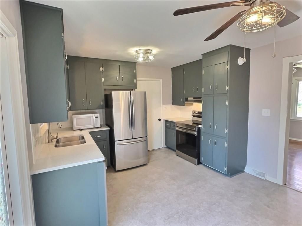 7404 N Highland Avenue — photo 5