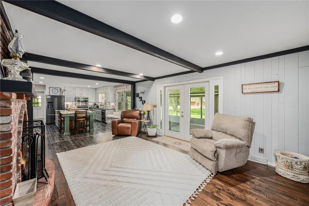 18504 Fightmaster Road — photo 14