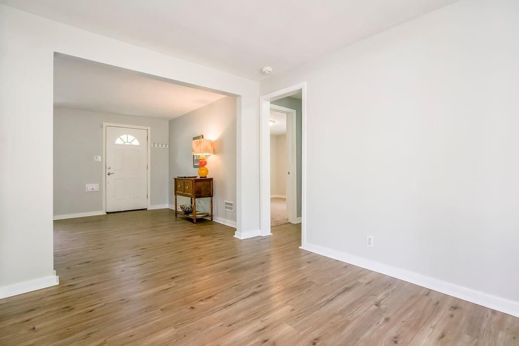 8516 Hiawatha Road — photo 13